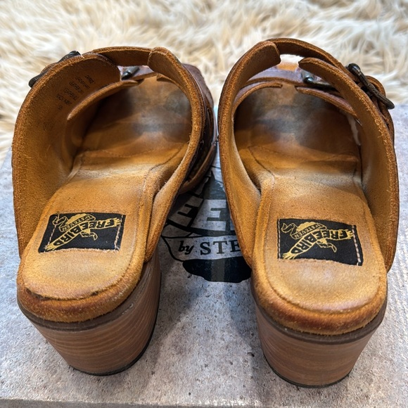 Freebird Caprice sandals cognac 7 gently used - Picture 4 of 7